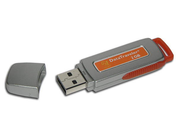 Unidad Flash USB 2.0 Kingston DataTraveler Edición U3 de 2GB. Velocidad de 3/6MBps (Escribe/Lee)