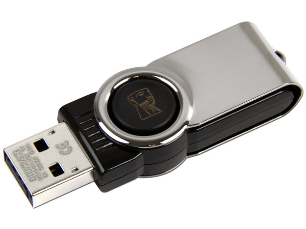  Unidad Flash USB 2.0 Kingston DataTraveler 101 Black Jack de 8GB. Color Negro