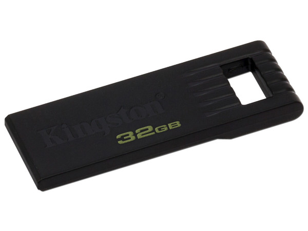 Unidad Flash USB 2.0 Kingston DataTraveler SE7 de 32 GB. Color Negro