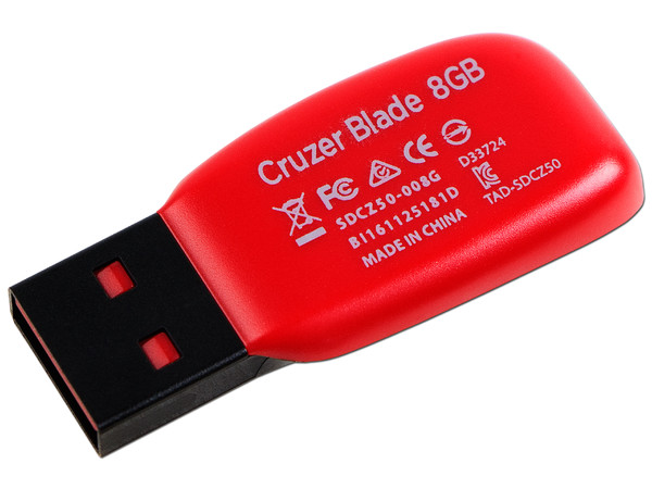 Unidad Flash USB 2.0 SanDisk Cruzer Blade de 8 GB.