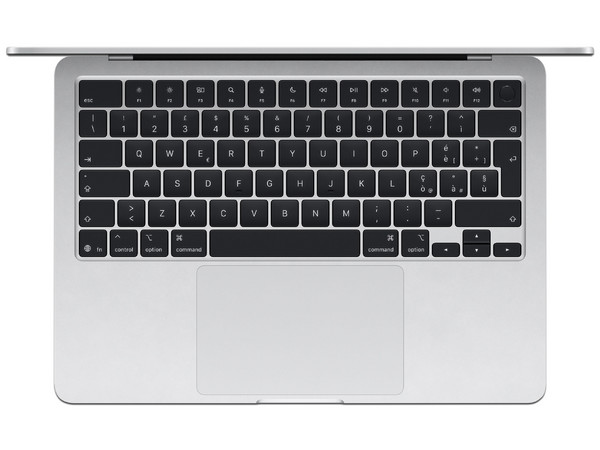 MacBook Air 13 (Color Plata): 
Procesador Apple M5, 
Memoria de 24GB, 
SSD de 1TB, 
Pantalla de 13