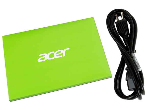 Computadora Acer Aspire AME600-MO338,
Procesador Intel Core i7-3770 (hasta 3.9 GHz) 3era Generación,
Memoria de 12 GB DDR3, D.D. de 2 TB,
DVD±R/RW DL, Video Radeon HD 7350 1GB,
Windows 8 (64 Bits),
No Incluye Monitor.