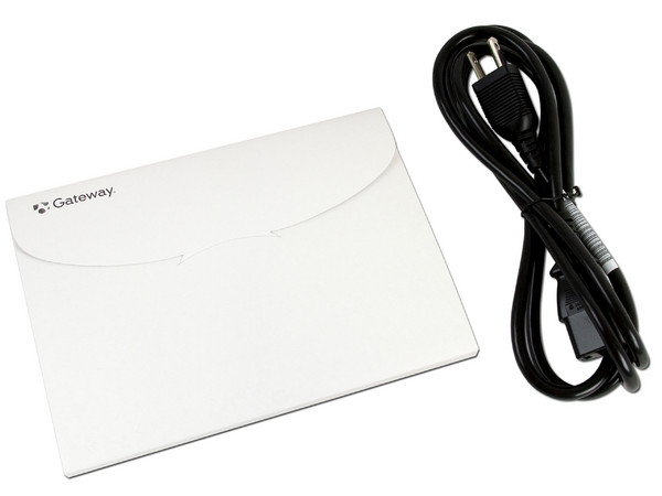 Computadora Gateway SX2110-MO308,
Procesador AMD E1-1200 (1.4 GHz),
Memoria de 2GB DDR3, D.D. de 500 GB,
DVD±R/RW DL, Red, Video Radeon HD 7310,
Windows 8 (64 Bits),
No Incluye Monitor.