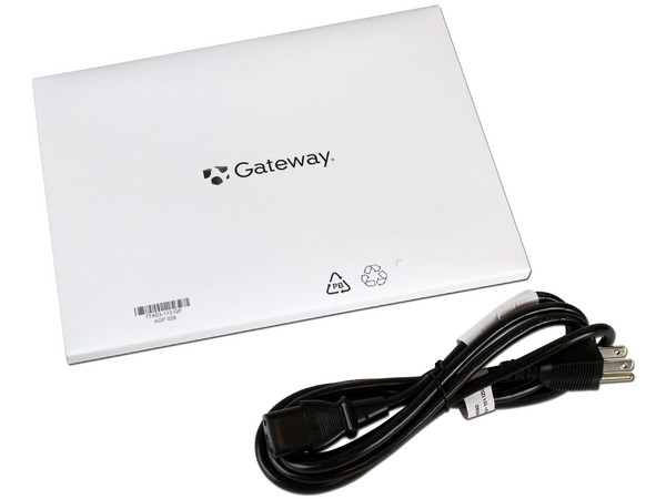 Computadora Gateway FX6860-MO10P:
Procesador Intel Core i7-2600 (3.4GHz),
Memoria de 12GB DDR3, Disco Duro de 2TB, 
SuperMulti DVD±R/RW DL, Video Nvidia Geforce GTX550Ti,
Windows 7 Home Premium (64 bits),
No Incluye Monitor