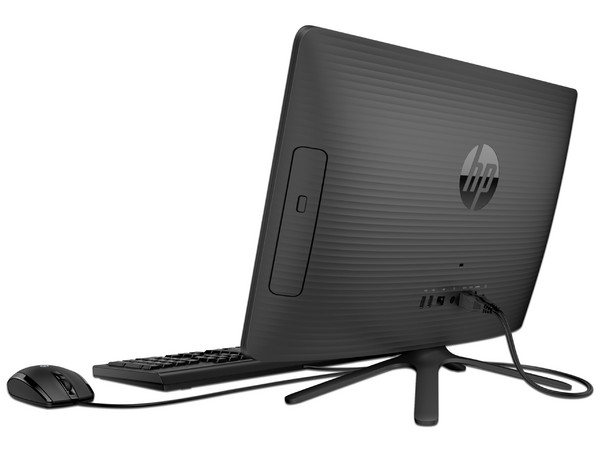 All in One HP AIO 205 G3,
Procesador AMD A4 9125 (hasta 2.60 MHz),
Memoria de 4GB DDR4,
Disco Duro de 1TB,
Unidad Óptica DVD±R/RW,
S.O. Windows 10 Home (64 Bits).
