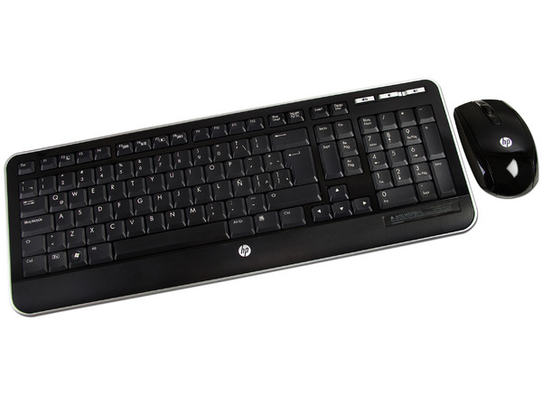 Computadora HP TouchSmart PC 310-1210la,
Procesador AMD Athlon II X3 420e (2.6 GHz),
Memoria 4GB DDR3, Disco Duro de 1TB,
Video Radeon HD 4270, Red 802.11b/g/n,
Windows 7 Home Premium (64 bits),
Pantalla LCD HD Widescreen Multi-táctil de 20