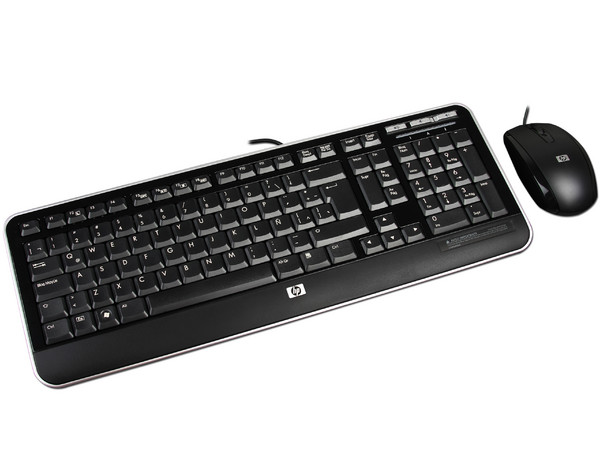Computadora HP Pavilion All-in-One MS230la,
Procesador AMD Athlon II X2 250u (1.6GHz),
Memoria 2GB DDR3, D.D. de 640GB SATA II,
Webcam, Red 10/100 BaseT ,
Windows 7 Home Basic (64Bits),
Monitor LCD Wide de 18.5