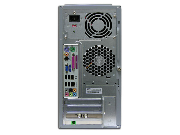 Computadora HP Pavilion a1600LA,
Procesador Celeron D 352, 3.2GHz,
Memoria 512MB PC2-4200 DDR2,
D.D. de 160 GB, Super MultiDVD±R/RW/RAM,
Tarjeta de sintonía de TV con Control Remoto,
Red, Módem, Windows XP Home
No Incluye Monitor