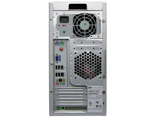Computadora HP Pavilion w5710la,
Procesador AMD Athlon 64 3500+ 2,2 GHz,
Memoria 1GB PC2-4200 DDR2,
D.D. de 250 GB, DVD±R/RW/ LightScribe,
Red, Módem, Windows Vista Home Basic,
No Incluye Monitor