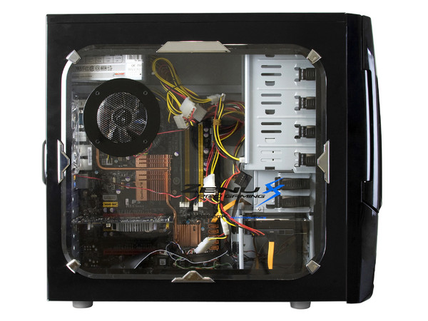 Computadora PC en Línea Gamer,
Procesador Intel Core 2 Quad Q8200 a 2.33GHz,
Memoria 2GB DDR3, D.D. 500GB SATA II,
Video GeForce 9500GT con 1GB, DVD±R/RW,
Teclado Smart Evolution, Mouse Gaming Razer.