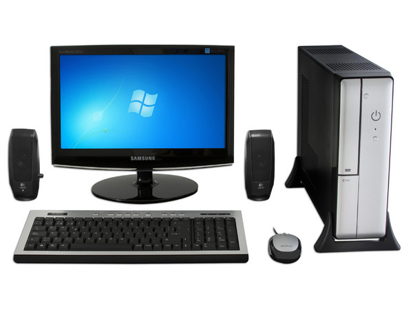 Computadora PC en Línea Slim 7 Plateada,
Procesador AMD Sempron 140 a 2.7GHz,
Memoria de 2GB PC2-5300 DDR2,
D.D. de 500GB, Multi DVD±R/RW,
Monitor LCD Samsung de 15.6