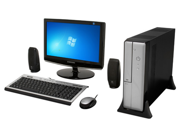 Computadora PC en Línea Slim 7 Plateada,
Procesador AMD Sempron 140 a 2.7GHz,
Memoria de 2GB PC2-5300 DDR2,
D.D. de 500GB, Multi DVD±R/RW,
Monitor LCD Samsung de 15.6