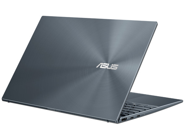 Laptop ASUS ZenBook UX325EA:
Procesador Intel Core i5 1135G7 (hasta 4.20 GHz),
Memoria de 8GB LPDDR4,
SSD de 512GB,
Pantalla de 13.3
