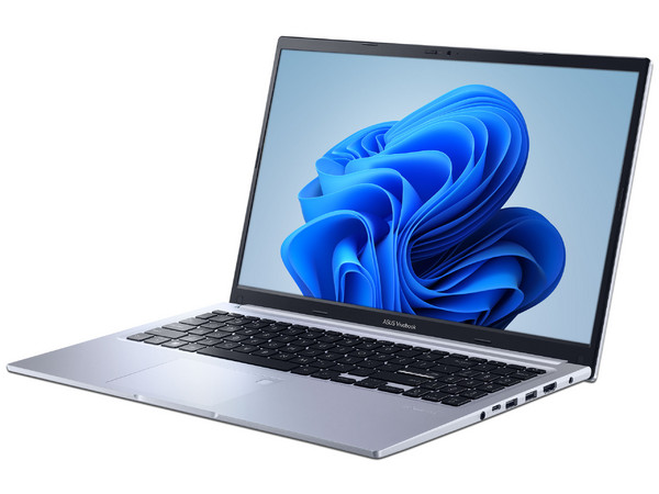 Laptop ASUS VivoBook 14: 
Procesador Intel Core i7 13620H (hasta 4.9 GHz), 
Memoria de 8GB DDR4, 
SSD de 512GB, 
Pantalla de 15.6