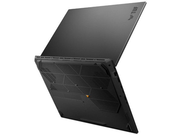 Laptop ASUS TUF Gaming A16:
Procesador AMD Ryzen 7 260 (hasta 5.1 GHz),
Memoria de 16GB DDR5,
SSD de 512GB,
Pantalla de 16