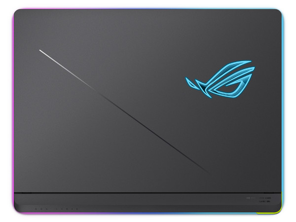 Laptop ASUS ROG Strix SCAR 16:
Procesador Intel Core Ultra 9 275HX (hasta 5.4 GHz),
Memoria de 32GB DDR5,
SSD de 2TB,
Pantalla de 16