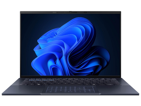Laptop Asus ExpertBook B9403CVAR: 
Procesador Intel Core 7 150U (hasta 5.4 GHz), 
Memoria de 32GB DDR5,
SSD de 1TB, 
Pantalla de 14
