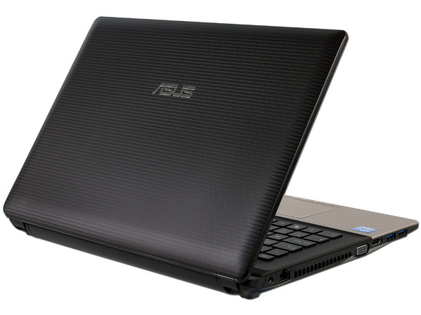 Laptop ASUS A45A-MX1-H:
Procesador Intel Core i3-3110M (2.4 GHz) 3era Generación,
Memoria de 4 GB DDR3, Disco Duro de 750 GB,
Pantalla LED  de 14