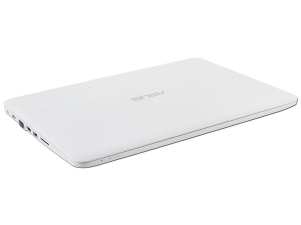 Laptop ASUS E402SA:
Procesador Intel Celeron N3050 (hasta 2.16 GHz),
Memoria de 2GB DDR3L,
Disco Duro de 500GB,
Pantalla de 14