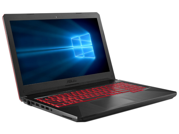 Laptop ASUS TUF Gaming FX504:
Procesador Intel Core i5 8300H (hasta 4.0 GHz),
Memoria de 8GB DDR4,
Disco Duro de 1TB,
SSD de 256GB,
Pantalla de 15.6