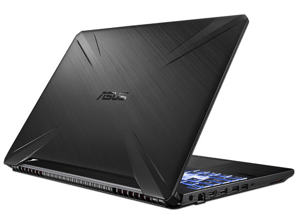 Laptop ASUS TUF GAMING FX505:
Procesador AMD Ryzen 5 3550H (hasta 3.70 GHz),
Memoria de 8GB DDR4,
Disco Duro de 1TB,
SSD de 128GB,
Pantalla de 15.6