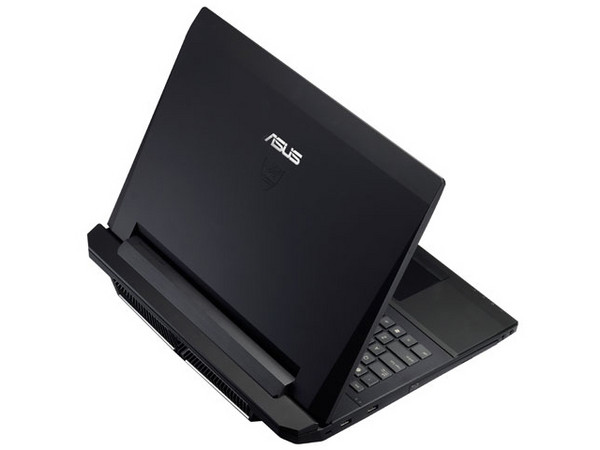 Laptop Asus Gamer G74SX:
Intel Core i7-2670QM (2.2GHz),
Memoria 8GB DDR3, Disco Duro 1 TB,
Pantalla LED de 17.3