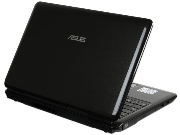 Laptop Asus K50IJ-MA1:
Procesador Intel Pentium Dual Core T4300 (2.1GHz),
Memoria de 3GB DDR II, Disco Duro de 320GB,
Pantalla de 15.6