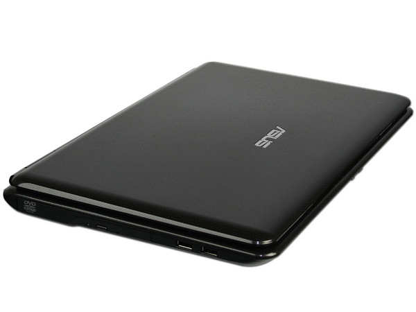 Laptop Asus K50IJ-MA1:
Procesador Intel Pentium Dual Core T4300 (2.1GHz),
Memoria de 3GB DDR II, Disco Duro de 320GB,
Pantalla de 15.6