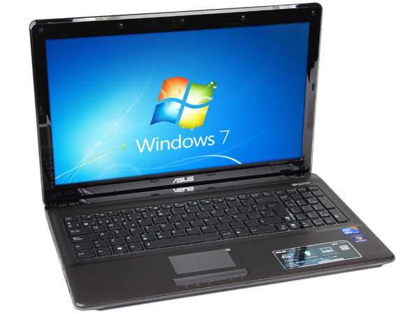 Laptop Asus K52F-ME1, Color Café:
Procesador Intel Core i3-380M (2.53GHz),
Memoria de 4GB DDR3, Disco Duro de 500GB,
Video Intel HD Graphics, DVD±R/RW,
Pantalla de 15.6