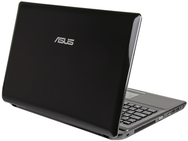 Laptop Asus K52F-ME1, Color Café:
Procesador Intel Core i3-380M (2.53GHz),
Memoria de 4GB DDR3, Disco Duro de 500GB,
Video Intel HD Graphics, DVD±R/RW,
Pantalla de 15.6