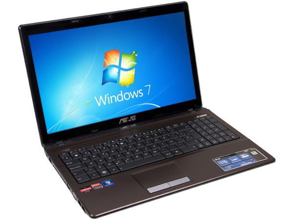 Laptop Asus K53Z-MS1S:
Procesador AMD A4-3305M (1.9 GHz),
Memoria de 4GB DDR3, D.D. de 500GB,
Pantalla de 15.6