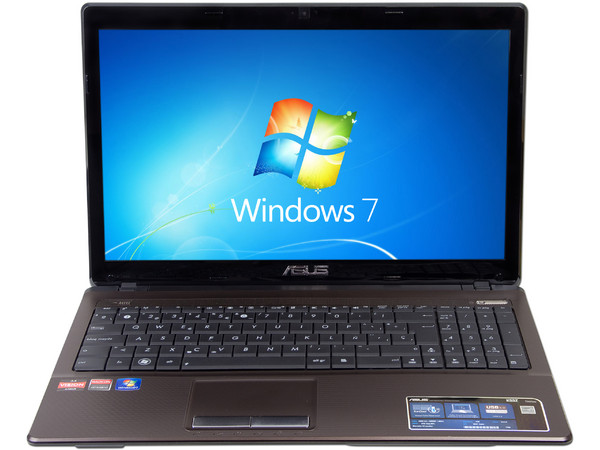 Laptop Asus K53Z-MS1S:
Procesador AMD A4-3305M (1.9 GHz),
Memoria de 4GB DDR3, D.D. de 500GB,
Pantalla de 15.6