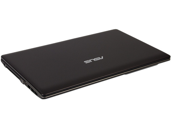Laptop ASUS K55A-MX2-H:
Procesador Intel Core i5-3210M (hasta 3.1 GHz) 3era Generación,
Memoria de 6 GB DDR3, Disco Duro de 750 GB,
Pantalla LED  de 15.6