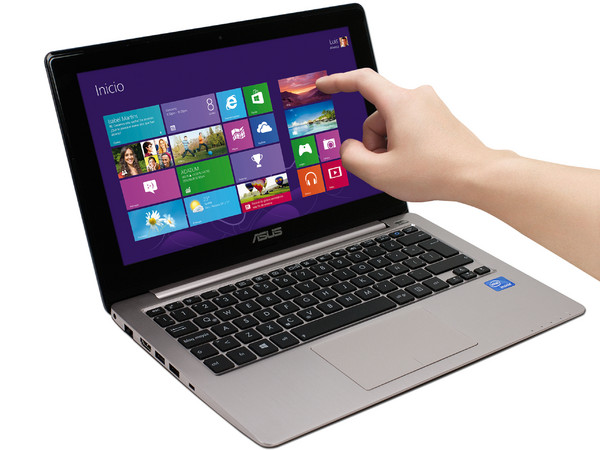 Laptop ASUS VivoBook X202E:
Procesador Intel Celeron 847 (1.1 GHz),
Memoria de 2 GB DDR3, Disco Duro de 320 GB,
Pantalla LED  de 11.6