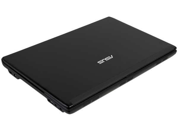 Laptop Asus U31F-MA1:
Procesador Intel Core i3-380M (2.53GHz),
Memoria de 4GB DDR3, Disco Duro de 500GB,
Video Intel HD Graphics,
Pantalla de 13.3