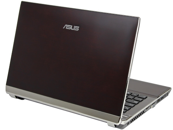 Laptop Asus U43JC-MA1:
Procesador Intel Core i5-480M (2.66GHz),
Memoria de 4GB DDR3, Disco Duro de 640GB,
Video NVIDIA GeForce 310M, DVD±R/RW DL,
Pantalla LED HD de 14