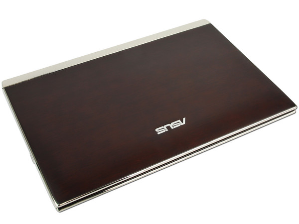 Laptop Asus U43JC-MA1:
Procesador Intel Core i5-480M (2.66GHz),
Memoria de 4GB DDR3, Disco Duro de 640GB,
Video NVIDIA GeForce 310M, DVD±R/RW DL,
Pantalla LED HD de 14