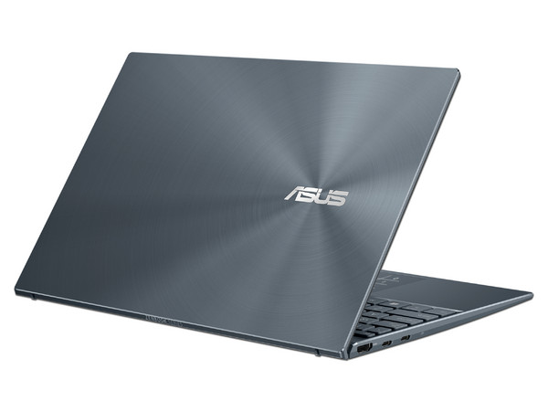 Laptop ASUS ZenBook UX325JA:
Procesador Intel Core i5 1035G1 (hasta 3.60 GHz),
Memoria de 8GB DDR4,
SSD de 512GB,
Pantalla de 13.3