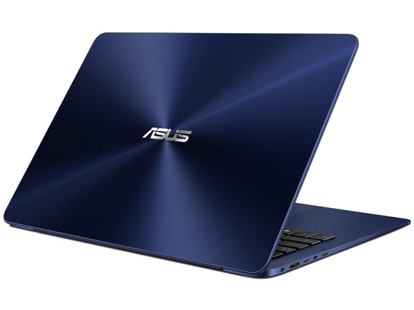 Laptop ASUS ZenBook UX430UA:
Procesador Intel Core i5 8250U (hasta 3.80 GHz),
Memoria de 8GB LPDDR3,
SSD de 256GB,
Pantalla de 14