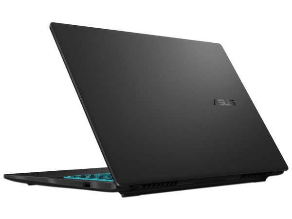Laptop Gamer ASUS V16: 
Procesador Intel Core Ultra 7 240H (hasta 5.2 GHz), 
Memoria de 32GB DDR5, 
SSD de 1TB, 
Pantalla de 16