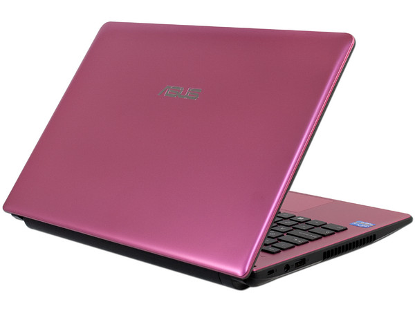 Laptop ASUS X401A-MX1-H-PNK:
Procesador IntelCore i3-2350M (2.3 GHz),
Memoria de 4 GB DDR3, D.D. de 500 GB,
Pantalla de 14