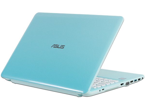 Laptop ASUS X541UA:
Procesador Intel Core i5 7200U (hasta 3.1 GHz),
Memoria de 8GB DDR4,
Disco Duro de 1TB,
Pantalla de 15.6