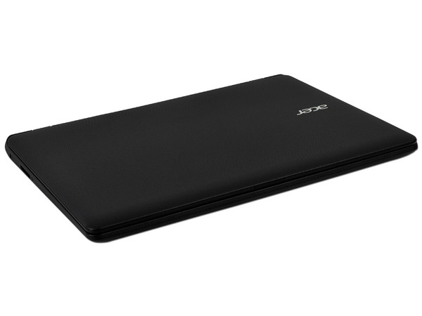 Laptop Acer Aspire:
Procesador Intel Celeron N2840 (hasta 2.58 GHz),
Memoria de 2 GB DDR3L, D.D. de 500 GB,
Pantalla LED de 11.6