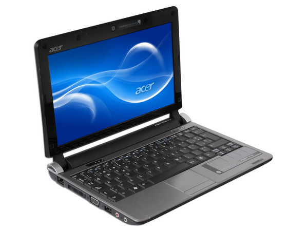Netbook Acer Aspire One:
Procesador Intel Atom N270 (1.60 GHz),
Memoria de 1GB DDR II,  Almacenamiento Interno 160GB,
Pantalla de 10.1