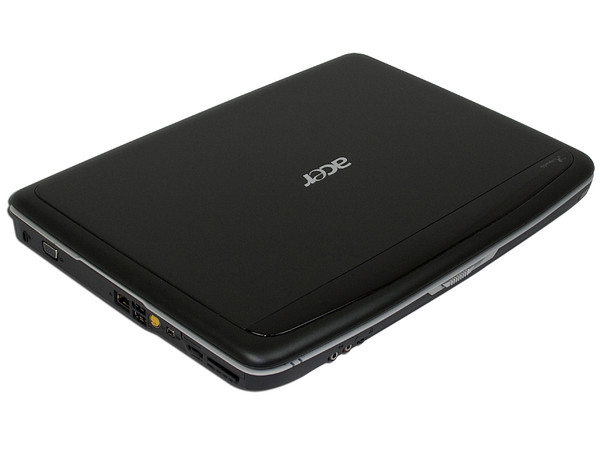 Portátil Acer Aspire AS5520-5195:
Procesador AMD Athlon 64 X2 TK57 (1.9GHz),
Memoria de 1GB DDR II, Disco Duro de 120GB,
Pantalla de 15.4