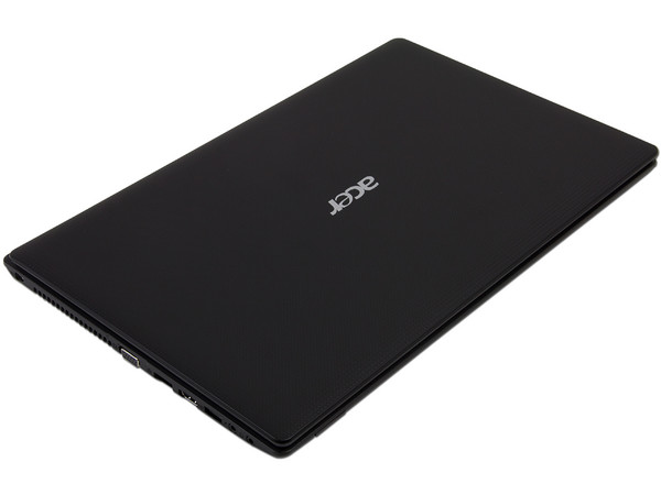 Laptop Acer Aspire 5742-6624:
Procesador Intel Core i3-370M (2.4GHz),
Memoria de 3GB DDR3, Disco Duro de 640GB,
Pantalla LED de 15.6