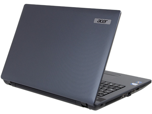 Laptop Acer Aspire 7739Z-4410: 
Procesador Intel Pentium P6200 (2.13 GHz),
Memoria de 4GB DDR3, Disco Duro 640GB, 
Pantalla HD LED de 17.3