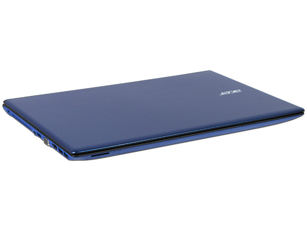 Laptop Acer Aspire E5-575-51FZ:
Procesador Intel Core i5 7200U (hasta 3.10 GHz),
Memoria de 8GB DDR4,
Disco Duro de 1TB,
Pantalla de 15.6