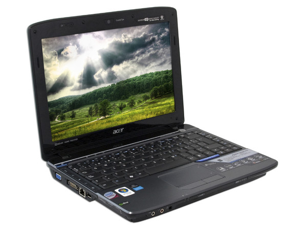 Portátil Acer Aspire 2930-6302:
Procesador Intel Core 2 Duo T5800, (2GHz),
Memoria de 4GB DDR II, Disco Duro de 320GB,
Pantalla de 12.1