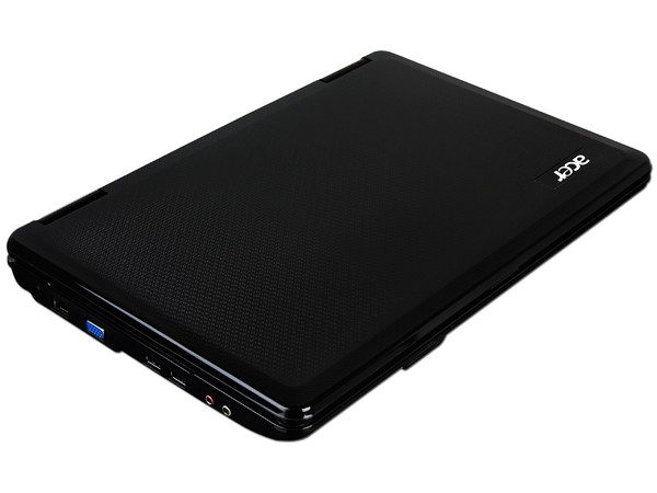 Laptop Acer Aspire 5517-5120:
Procesador AMD Athlon 64 TF-36 (2.0 GHz),
Memoria de 2GB DDR II, Disco Duro de 160GB,
Video ATI Radeon HD 3200,
Pantalla de 15.6